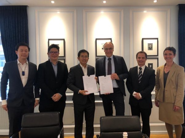 88787342-59B0-4456-8C33-A6433B8D62AC