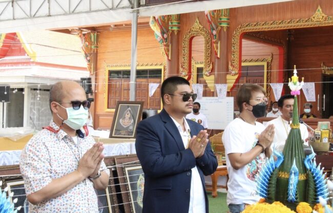 98561478-4A30-4779-8B9D-F57FD8903AFA