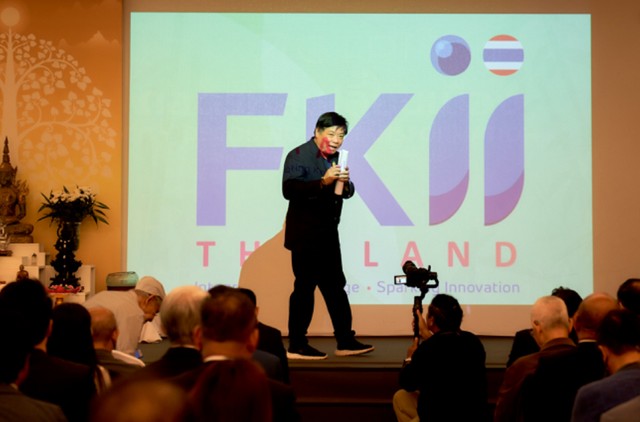 20F4FE15-BFDD-4C5C-A538-9C9D52AAB64B