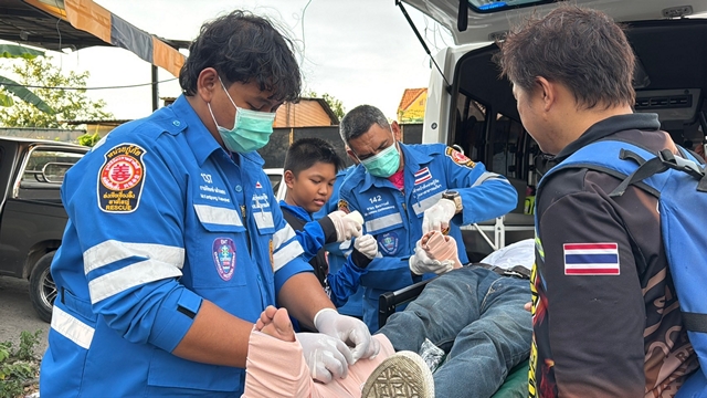 สงขลา-ระทึก หนุ่มโดดสะพานรถไฟหนีตาย แขนขาหักหวิดดับ