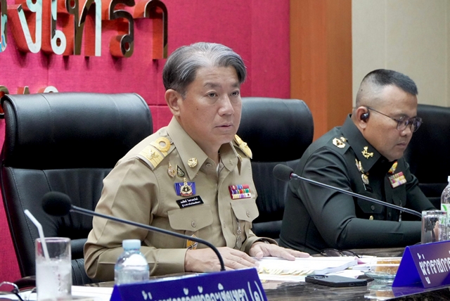 ฉะเชิงเทรา-ผู้ว่าฯ ฉะเชิงเทรา ประชุมหัวหน้าส่วนราชการ เร่งเยียวยาผู้ประสบอุทกภัย พร้อมขับเคลื่อนภารกิจสำคัญของจังหวัด